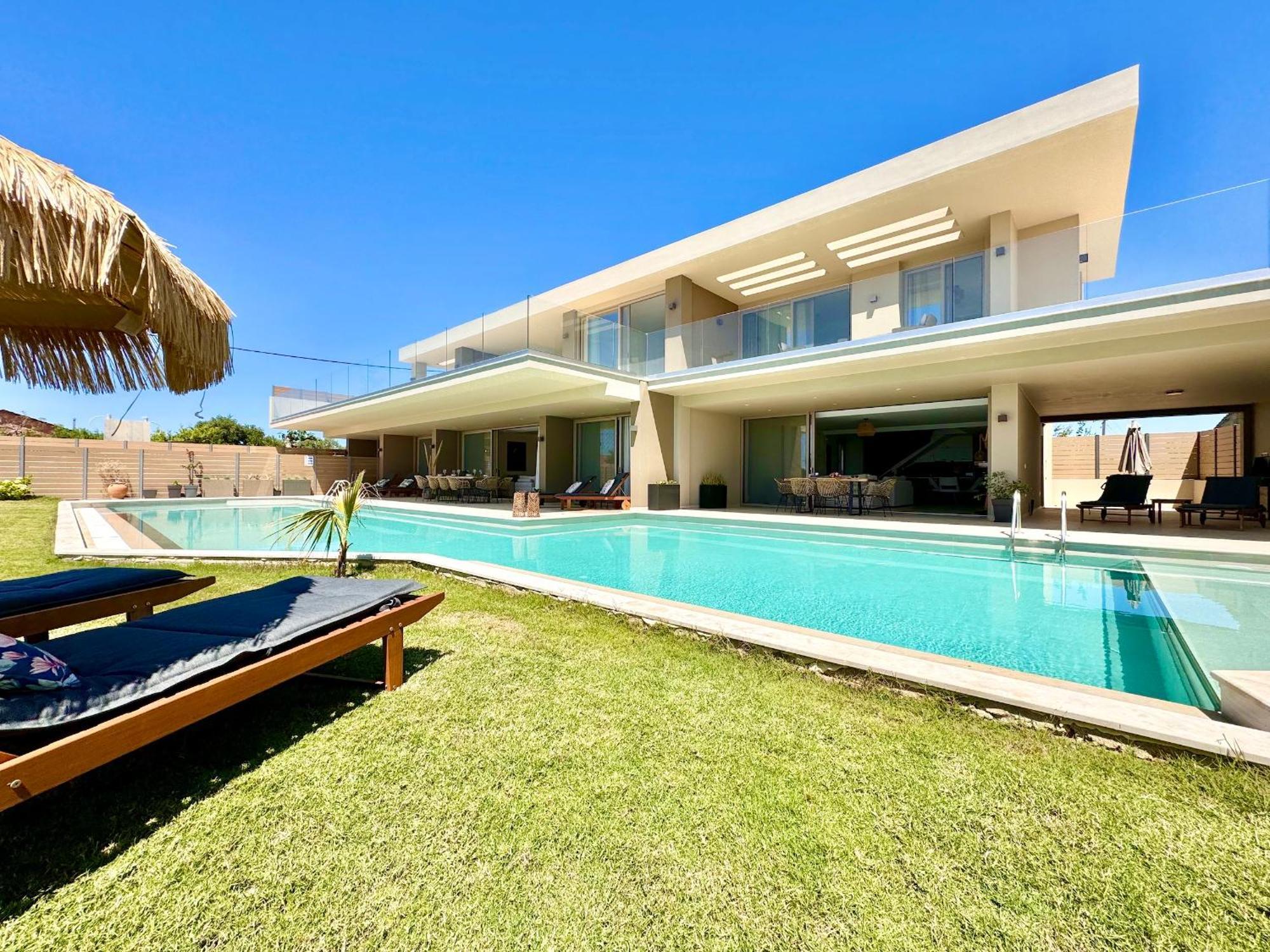 Afionas Aethereum Luxury Concept By Dadovillas
